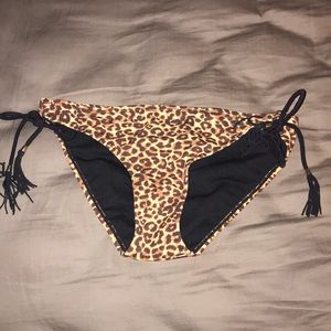 LA hearts cheetah bikini bottoms